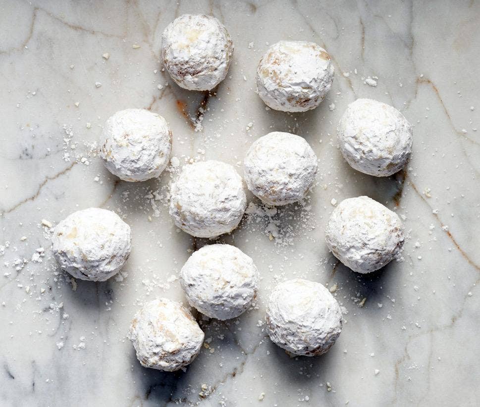 Peanut Butter Amazeballs