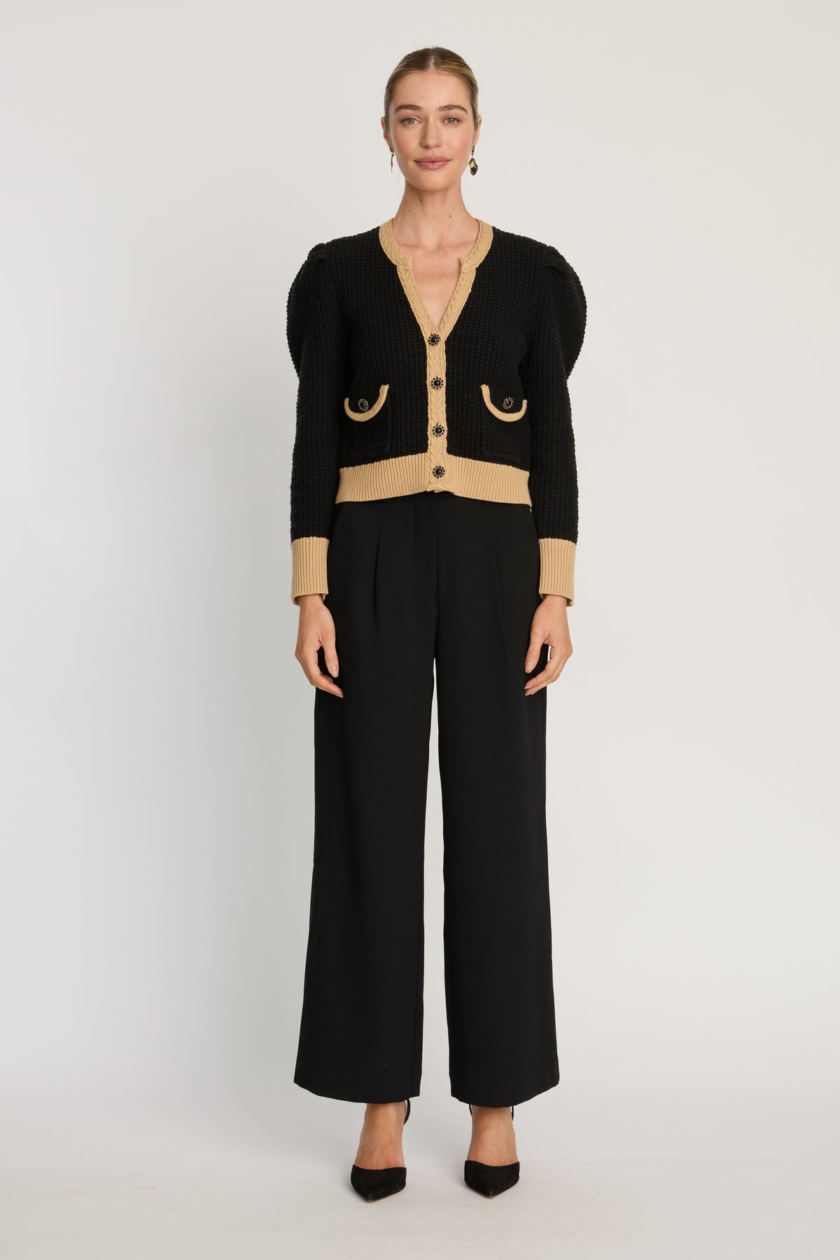 Jou Sweater in Black / Cream